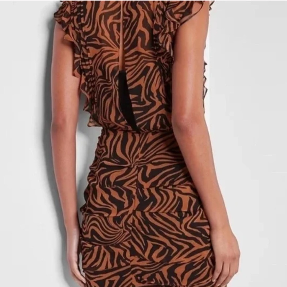 Express Women M Tiger Animal Print Sleeveless Ruffle Ruched Mini Dress NWT - Picture 3 of 12